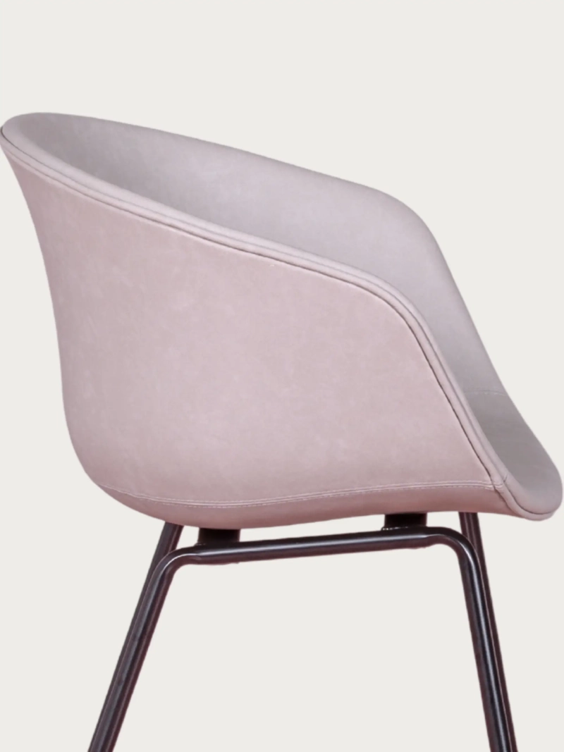 Vintage stoel met armleuningen bekleed met gewaxt kunstleer - Denver NEST DREAM - 40
