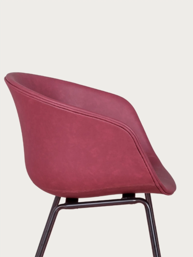 Vintage stoel met armleuningen bekleed met gewaxt kunstleer - Denver NEST DREAM - 15