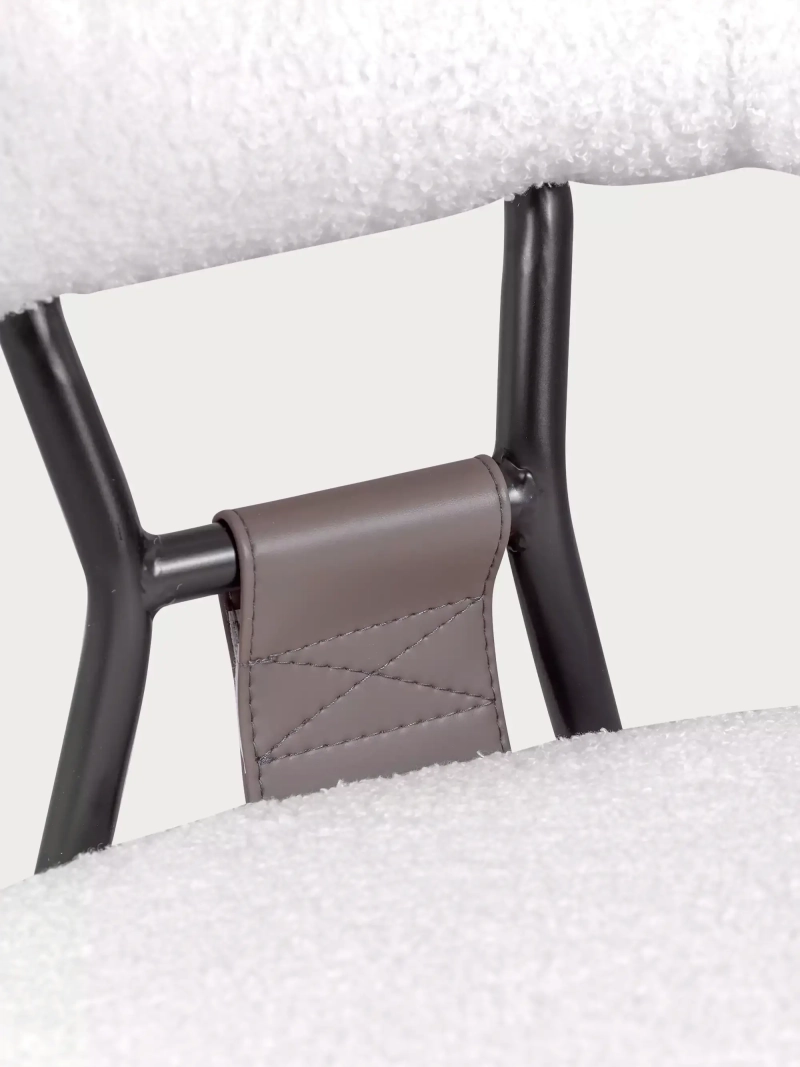 Chaise design recouverte de bouclette et pieds en acier laqué - Oxford NEST DREAM - 1