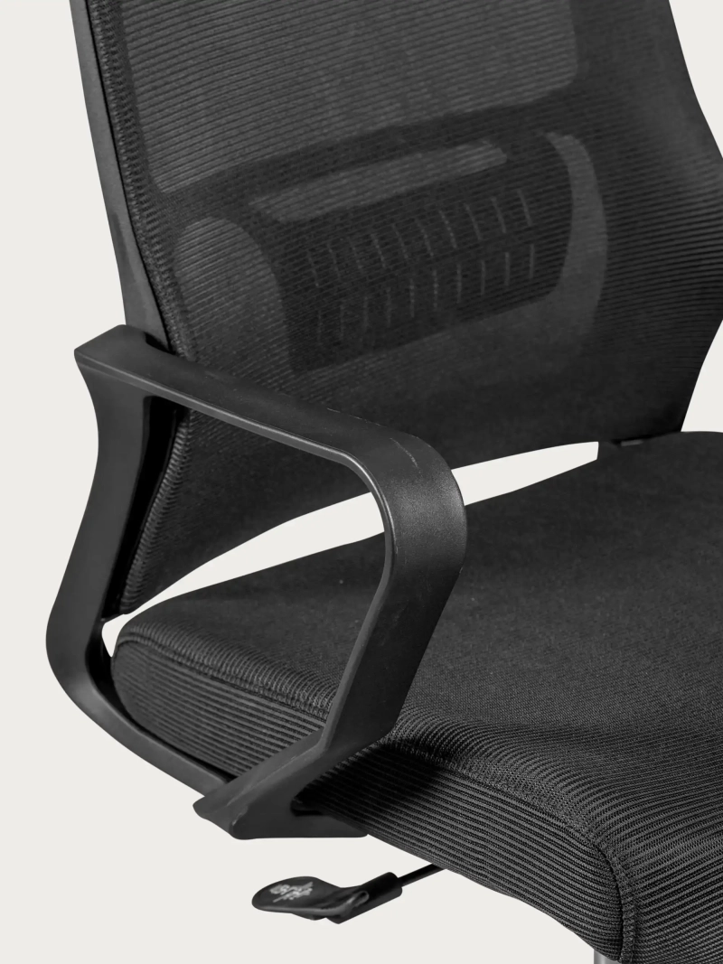Nastavljiv ergonomski pisarniški stol iz dihajoče mreže s črnim zaključkom - Mesh NEST DREAM - 2