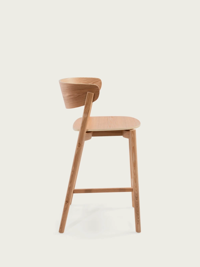 Scandinavian Bar Stool in Natural Ash - Notorius NEST DREAM - 2