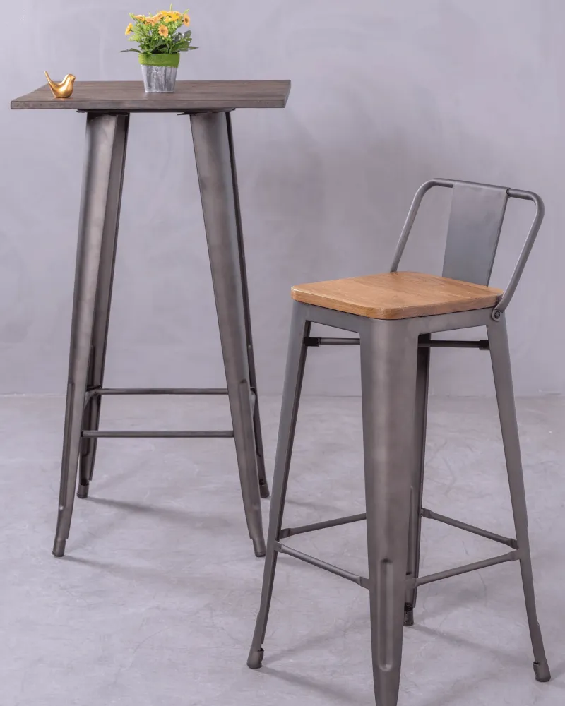 Industrial high table in aged steel and dark wood | Nest Dream