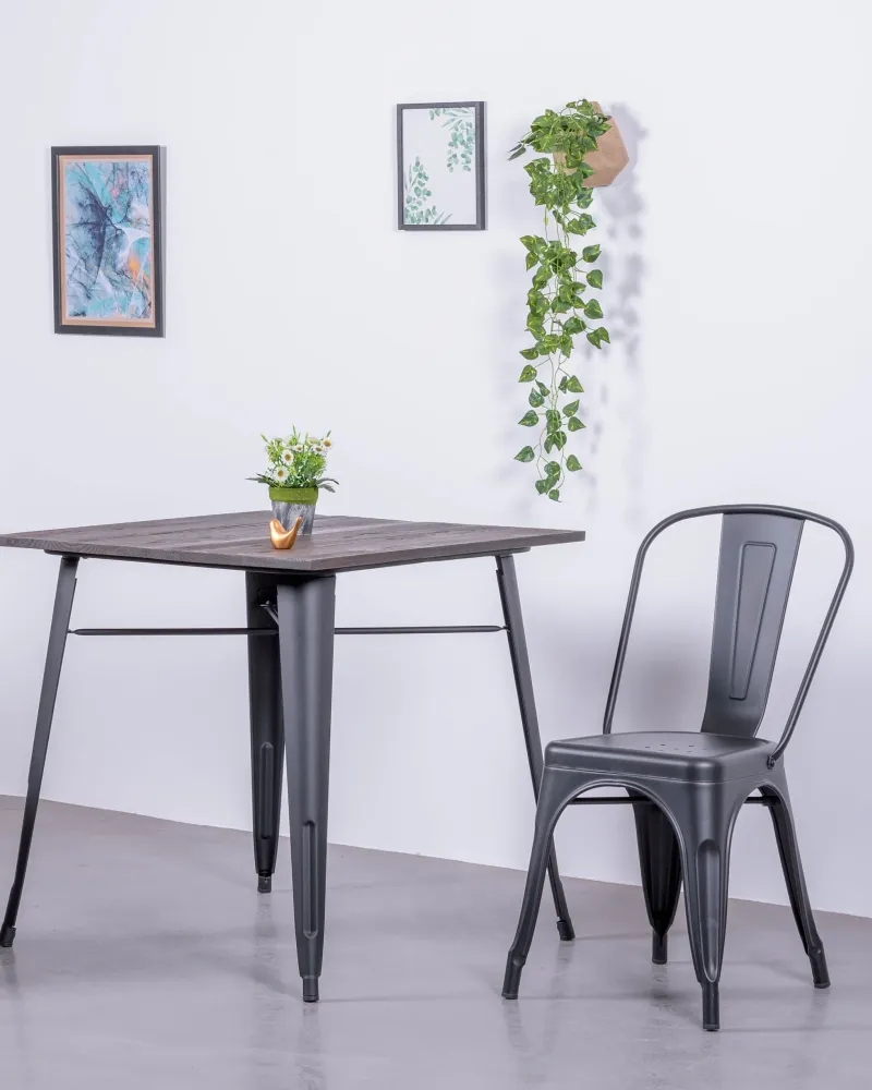 Table Bistro industrielle avec bois foncé | Magasin Nest Dream