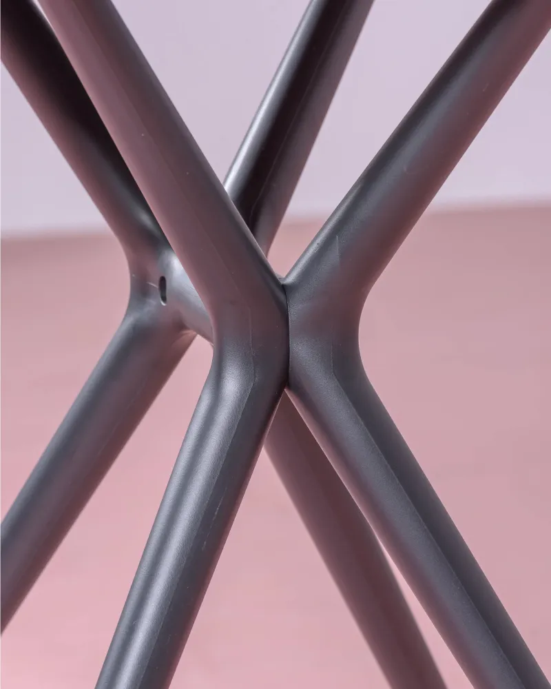 Table design adaptée à une utilisation en extérieur | Magasin Nest Dream