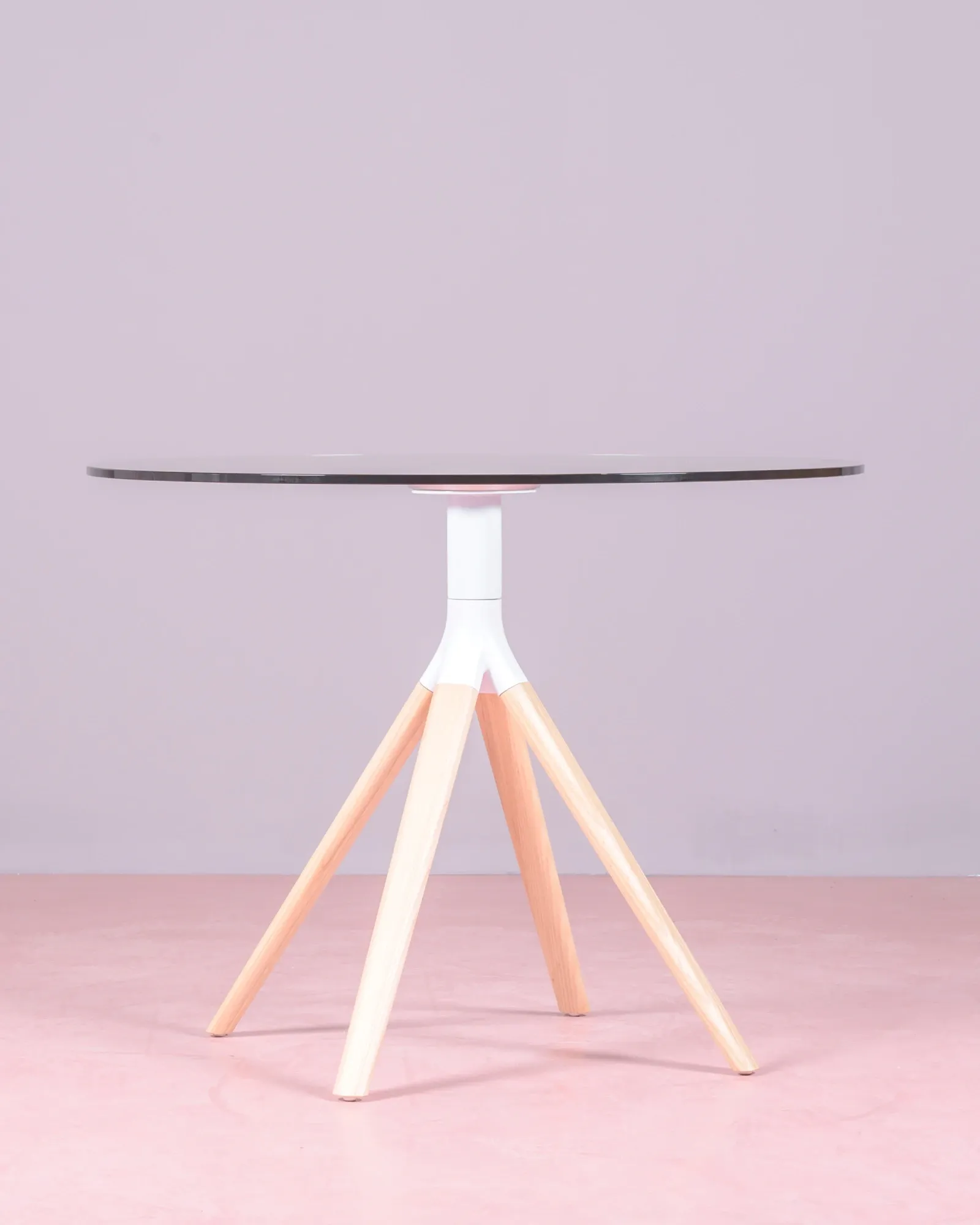 Braun dining table 100 cm tempered glass | Free shipping with Nest Dream