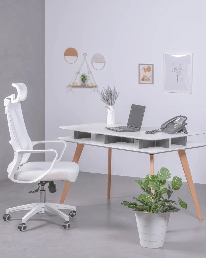 Scandinavian desk table | Minimalist and elegant design