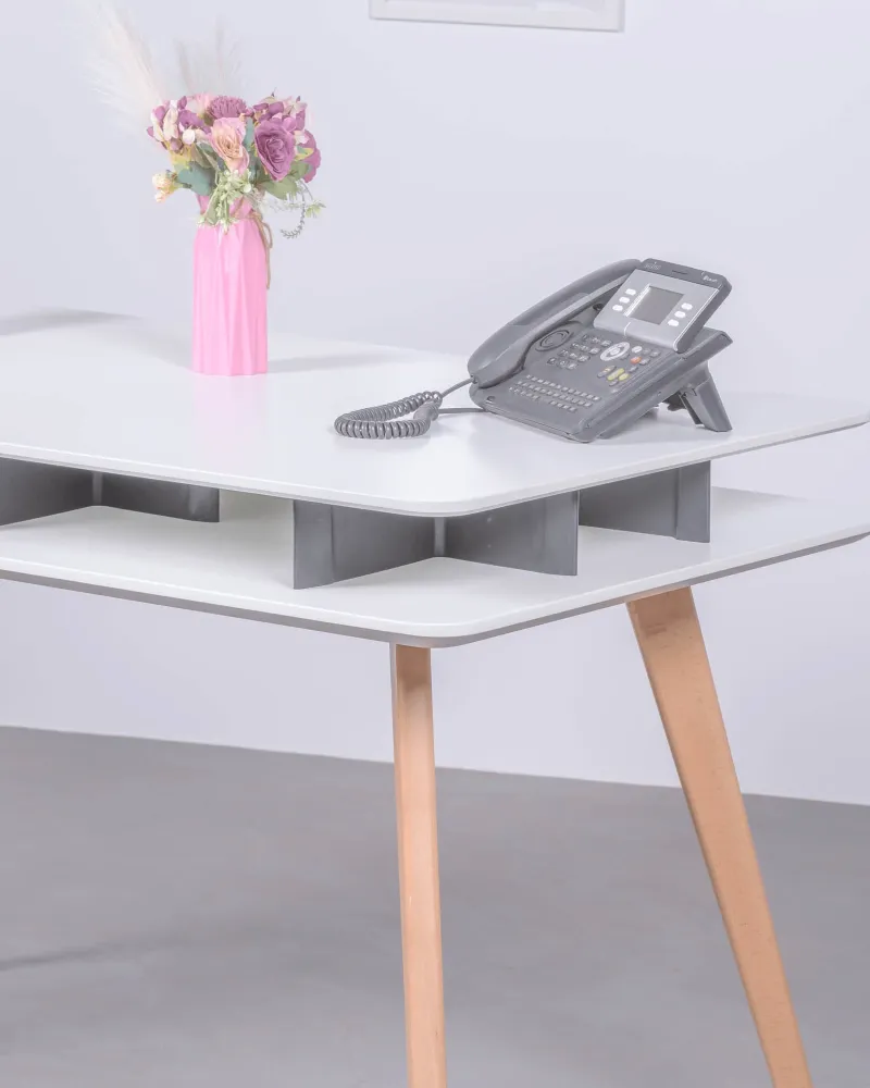 Scandinavian desk table | Minimalist and elegant design