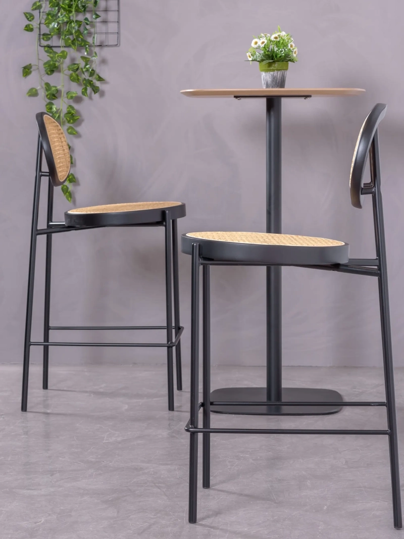 stołek vintage o klasycznym designie z naturalnego rattanu (65 cm) - North NEST DREAM - 1