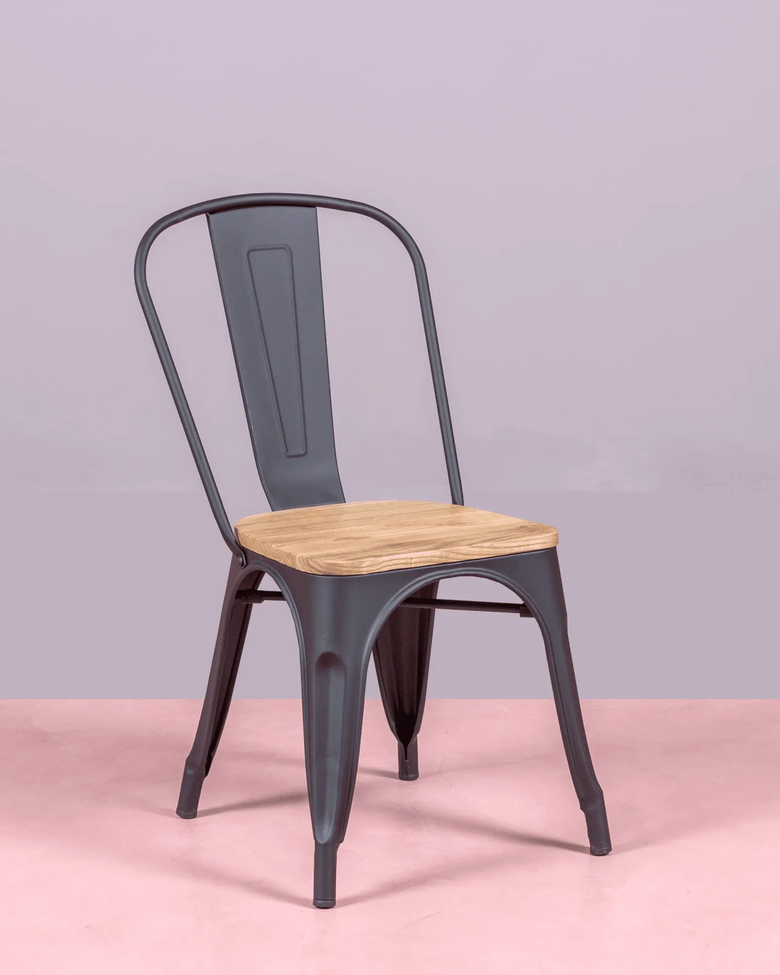 Chaise Bistro industrielle en acier et bois | Magasin Nest Dream