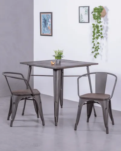 Industriel bistrostol med armlæn | Shop online Nest Dream