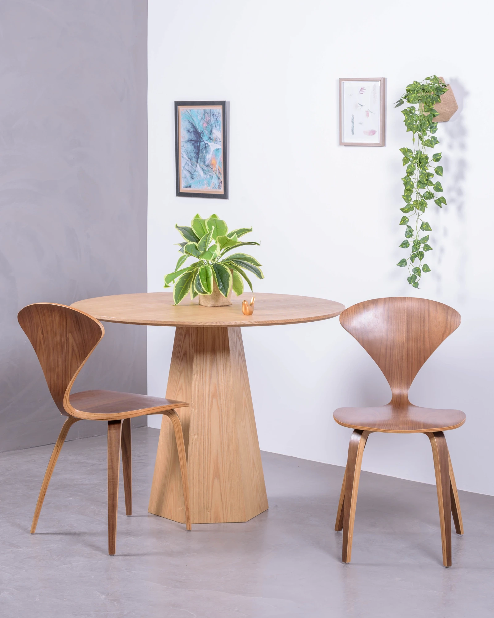 stoel in natuurlijk hout | Nest Dream Color Okkernoot