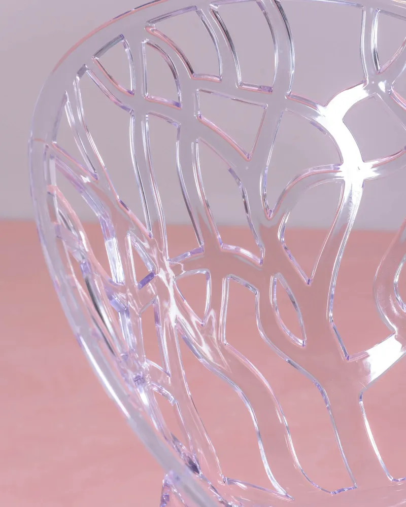 Chaise Chrystal transparent adaptée à une utilisation en extérieur | Magasin Nest Dream