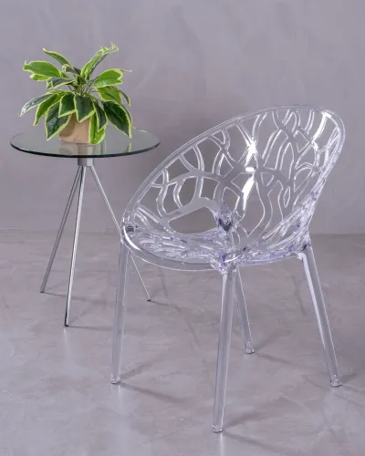 Chaise Chrystal transparent adaptée à une utilisation en extérieur | Magasin Nest Dream