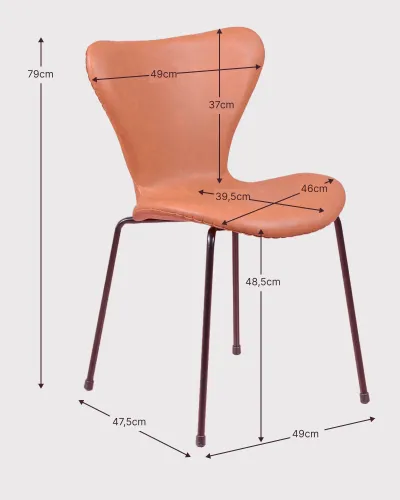 Cadeira Vintage Seven estofada em couro sintético. Descubra a sua elegância retro!