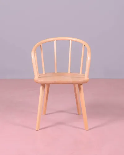 Chaise de salle à manger sculptée à la main avec accoudoirs | Chaises design