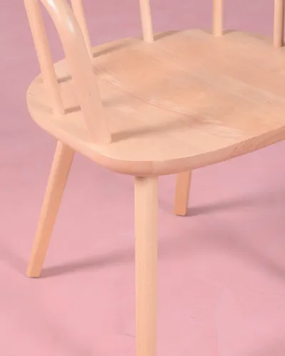 Chaise de salle à manger sculptée à la main avec accoudoirs | Chaises design