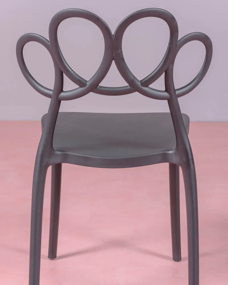 Dream design chair suitable for outdoor use | Buy now at Nest Dream