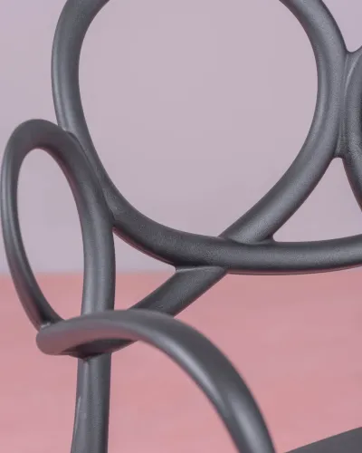 Dream design chair with arms suitable for outdoor use | Nest Dream