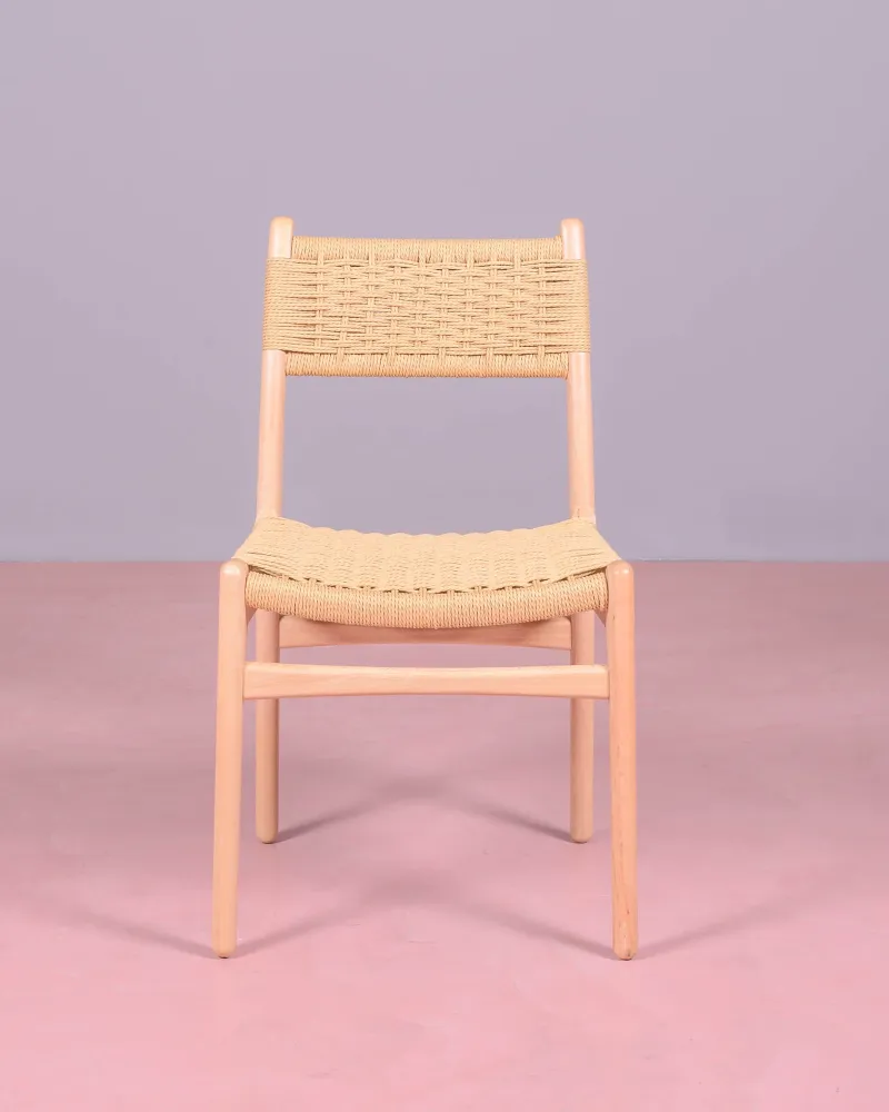 Silla nórdica Liam en madera de haya | Diseño moderno y elegante