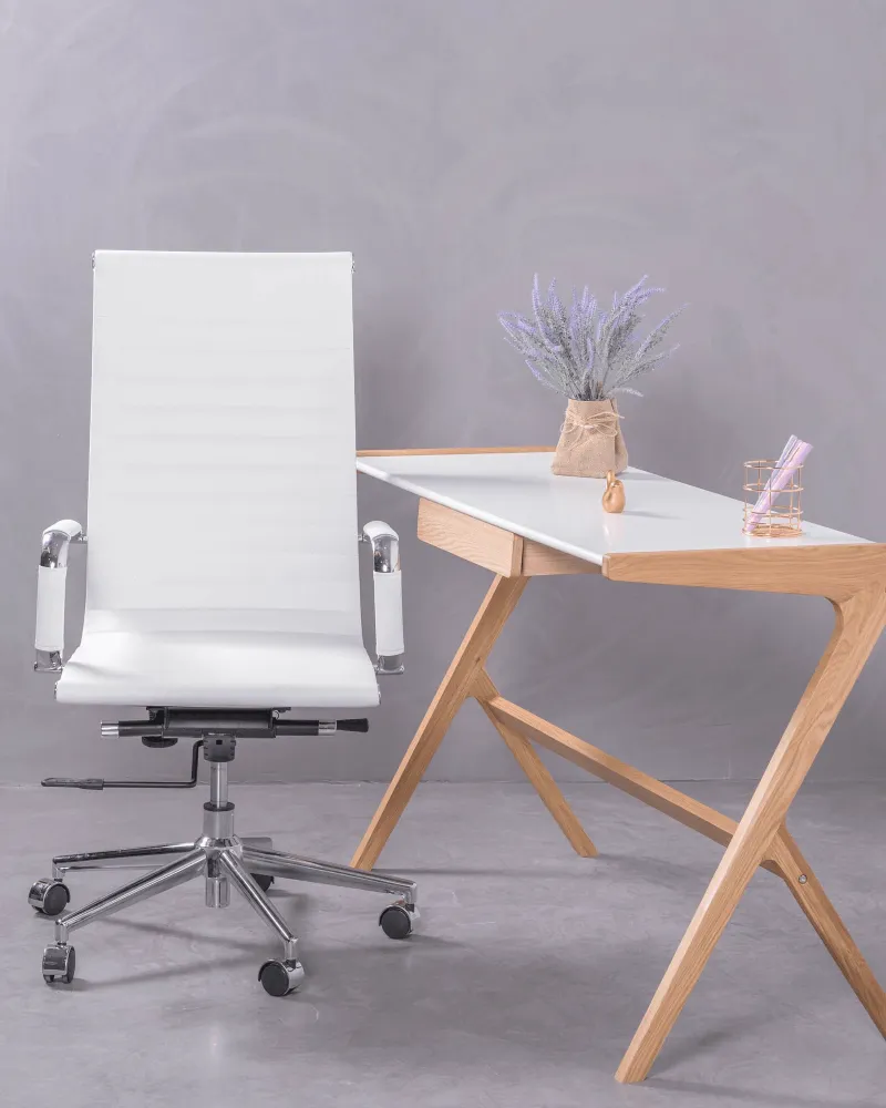 Office chair with high back upholstered in imitation leather | Nest Dream