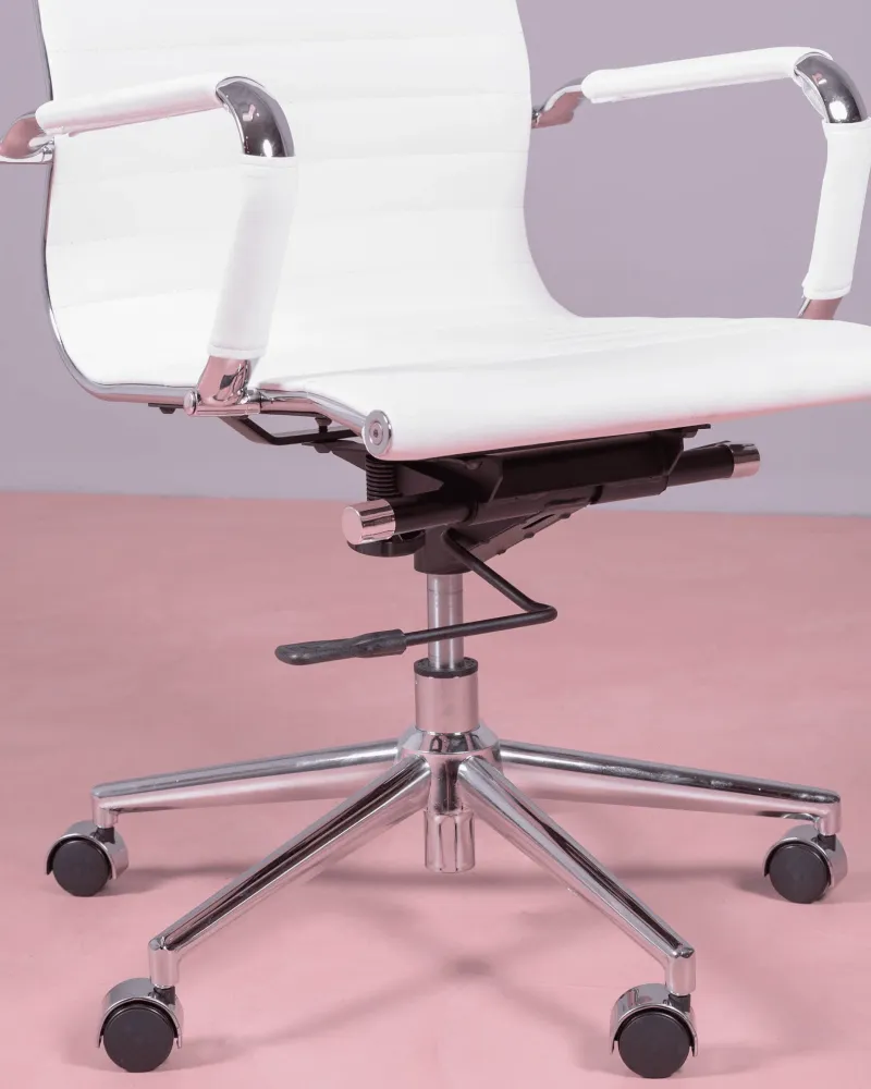 Office chair with high back upholstered in imitation leather | Nest Dream