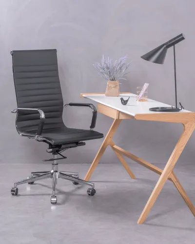 Chaise de bureau à dossier haut rembourrée en similicuir | Nest Dream