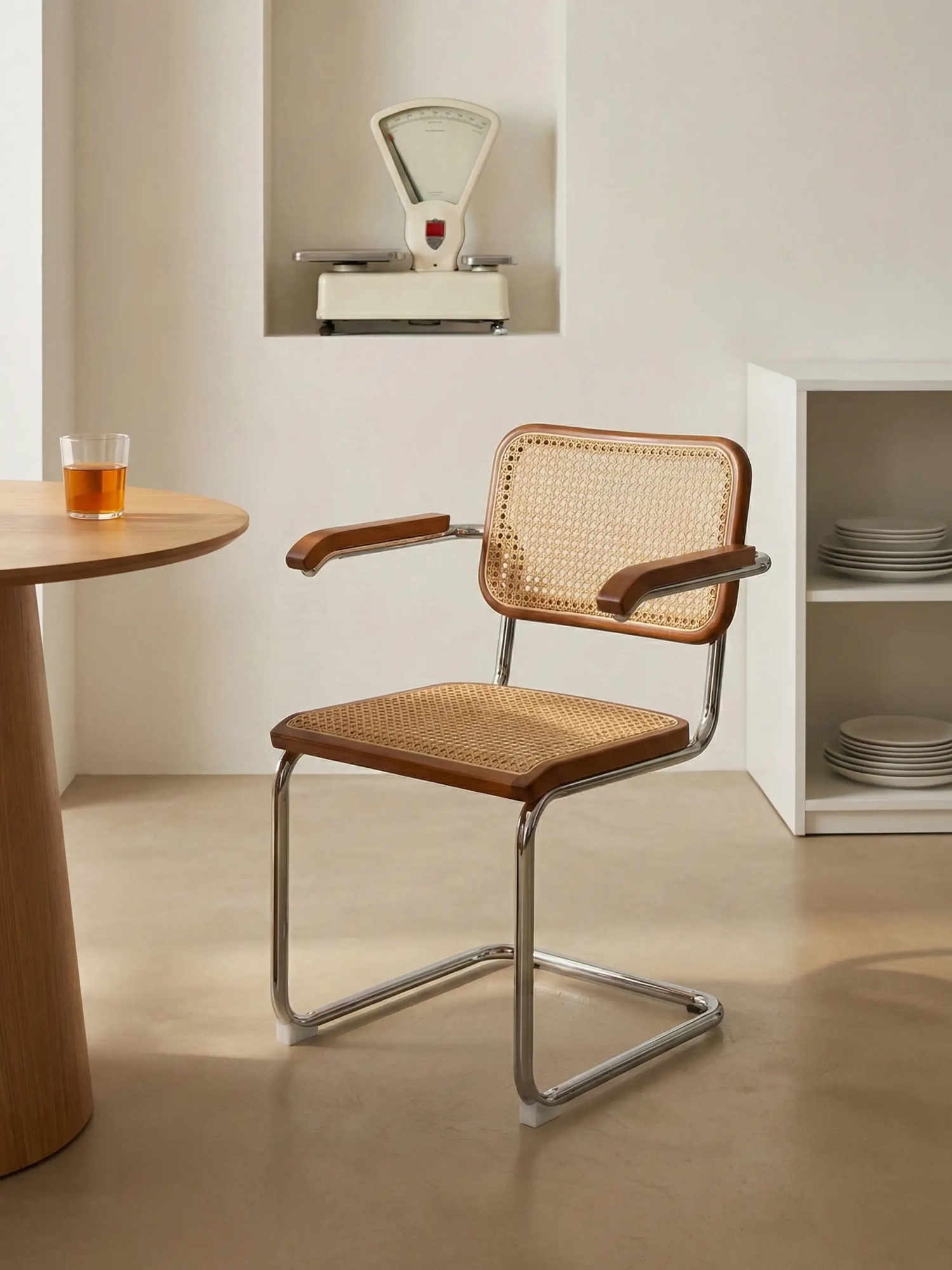 Silla retro con reposabrazos en ratán natural y madera de haya - Frank NEST DREAM - 26