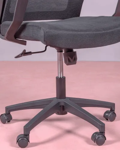 Chaise de bureau ergonomique noire avec appui-tête | Nest Dream