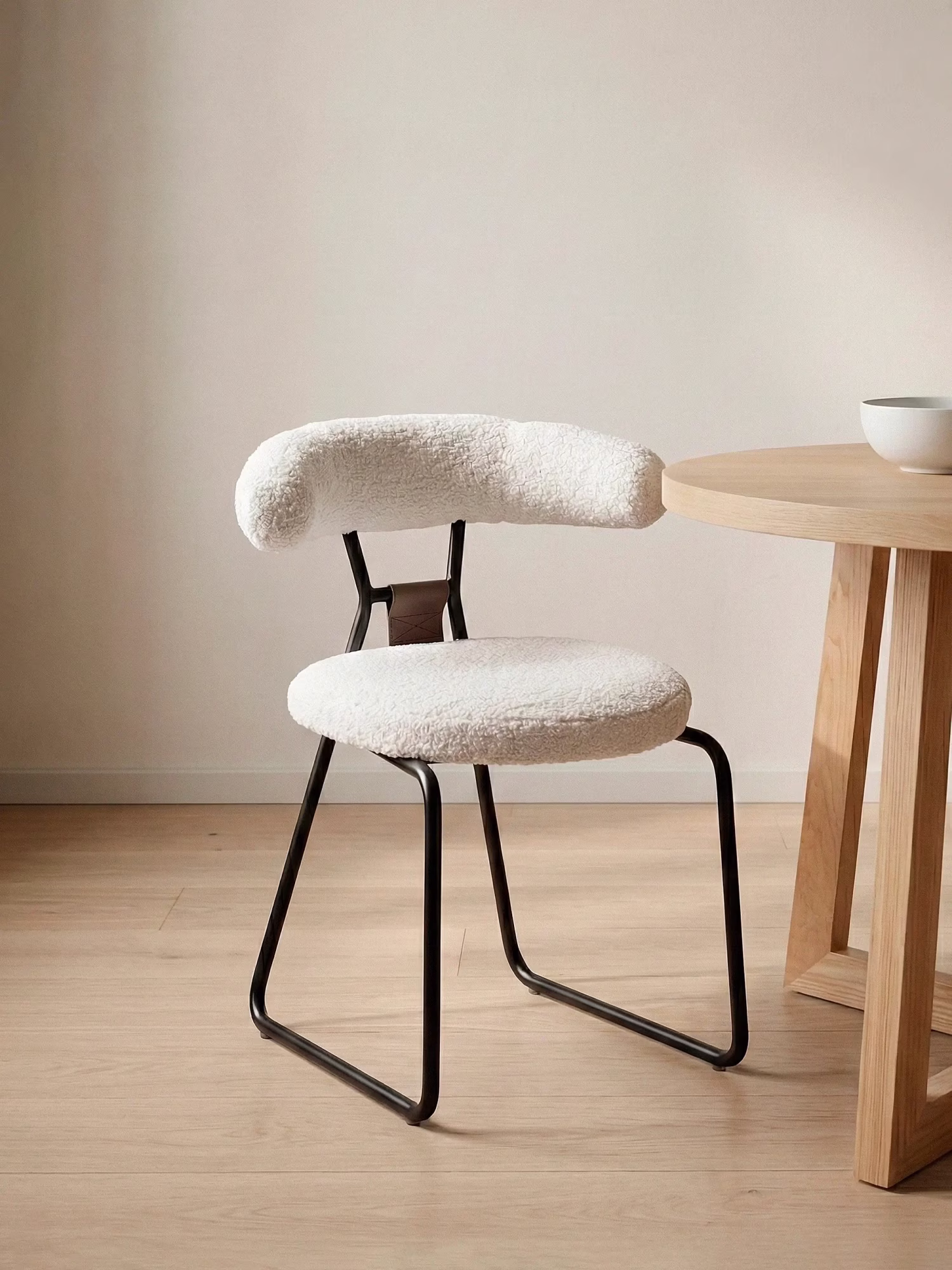 Silla de diseño tapizada en bouclé y patas de acerlo lacado - Oxford NEST DREAM - 1