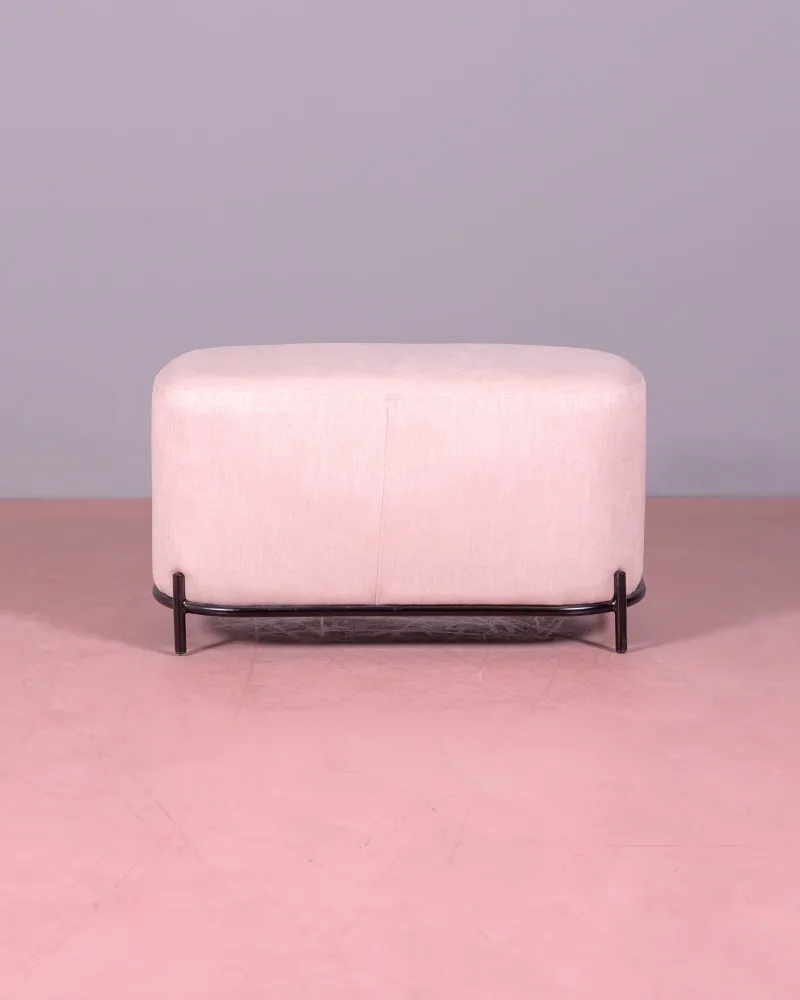 Repousa-pés Clair Loveseat | Envio rápido | Nest Dream