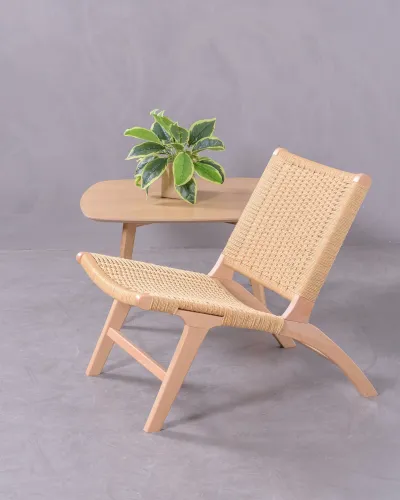 Scandinavian armchair in beech wood | Free shipping and return