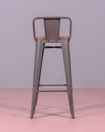 Industrial stool in aged steel with low backrest | Nest Dream