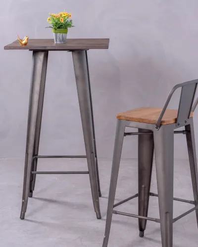 Industrial stool in aged steel with low backrest | Nest Dream