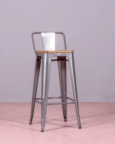 Metal steel stool with low backrest and wood | Nest Dream