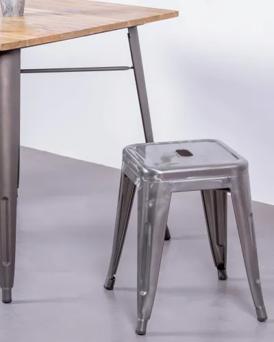 Tabouret bas industriel en acier métallisé et hauteur 45cm | Nest Dream