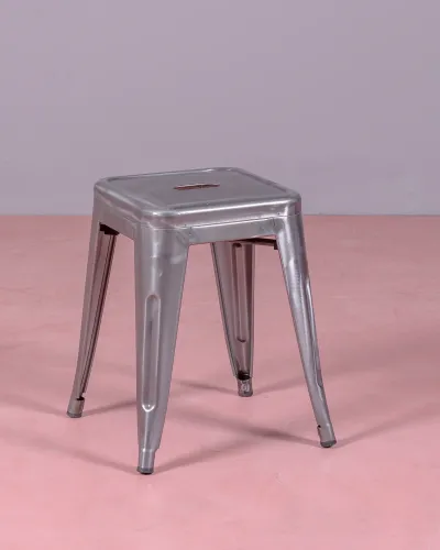 Low industrial stool in metallic steel and 45cm high | Nest Dream