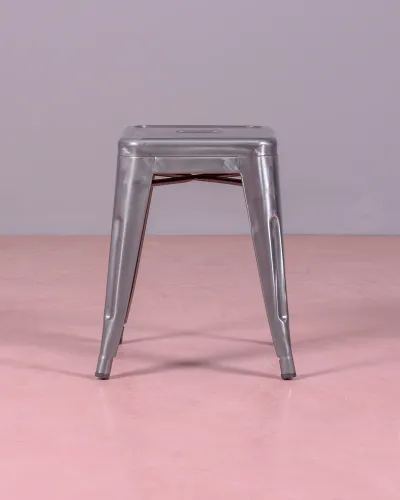 Low industrial stool in metallic steel and 45cm high | Nest Dream