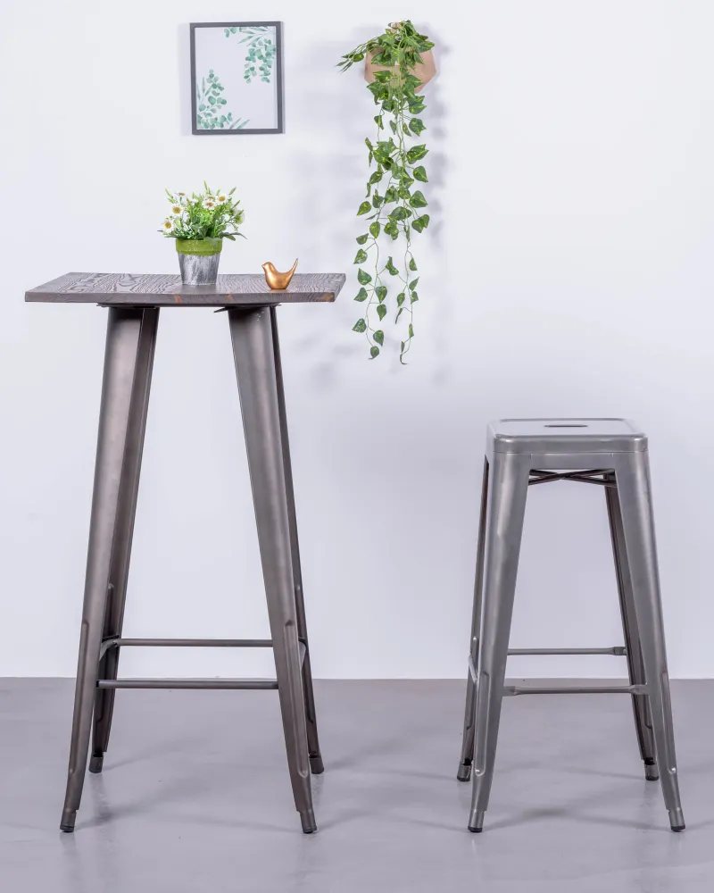 Tabouret industriel empilable en acier métallisé (76cm) | Magasin de meubles Nest Dream