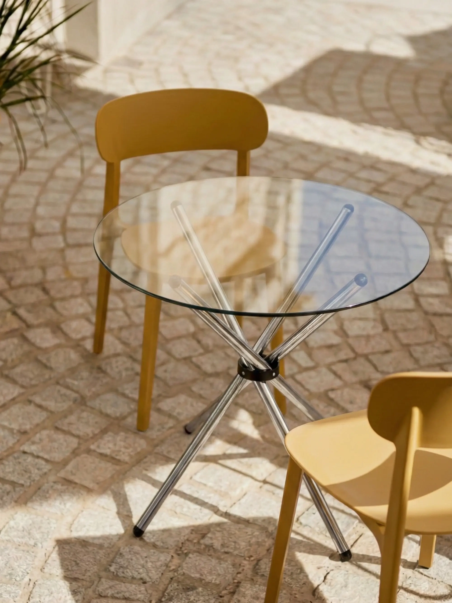 Round glass kitchen table (90cm) - Round NEST DREAM - 1