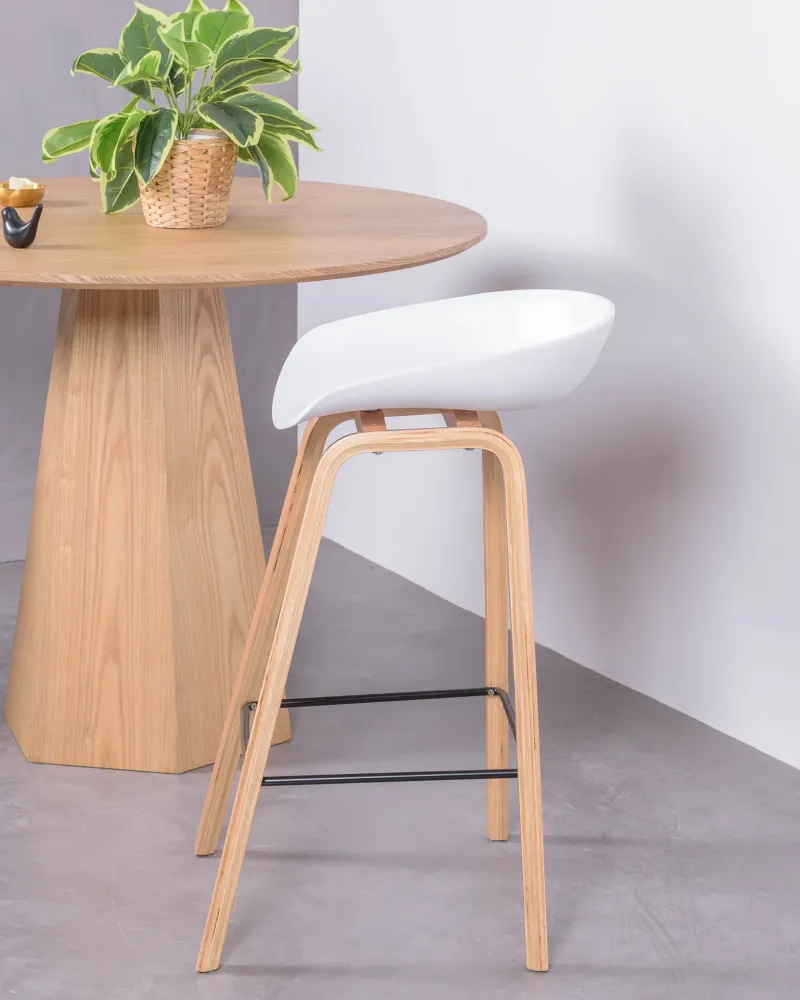 Tabouret Daxer au design nordique avec pieds en hêtre | Nest Dream