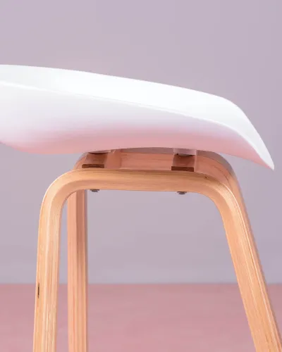 Tabouret Daxer au design nordique avec pieds en hêtre | Nest Dream