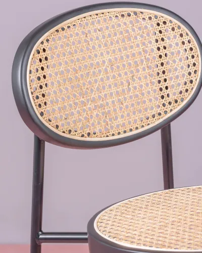 Vintage-Hocker mit klassischem Design aus natürlichem Rattan | North Sammlung