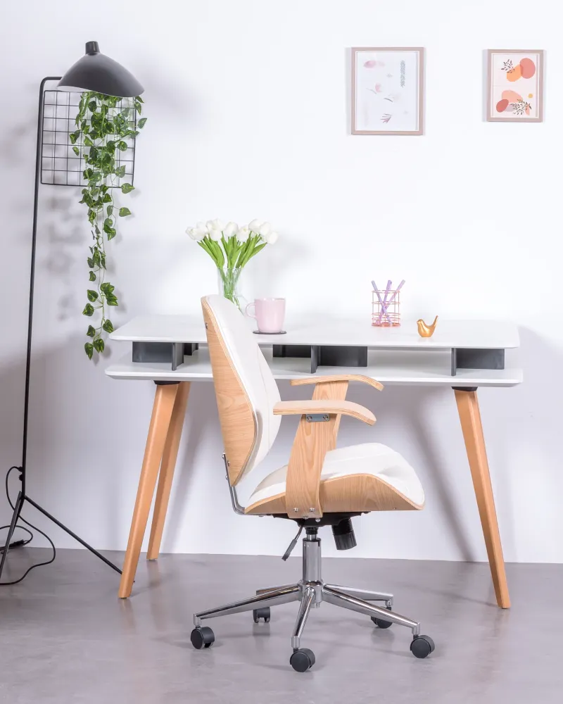 Chaise de bureau Cambridge en similicuir érable | Nest Dream