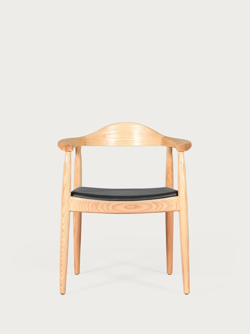 Chaise Santon en frêne et coussin en éco-cuir : : Chaise Santon Nest Dream