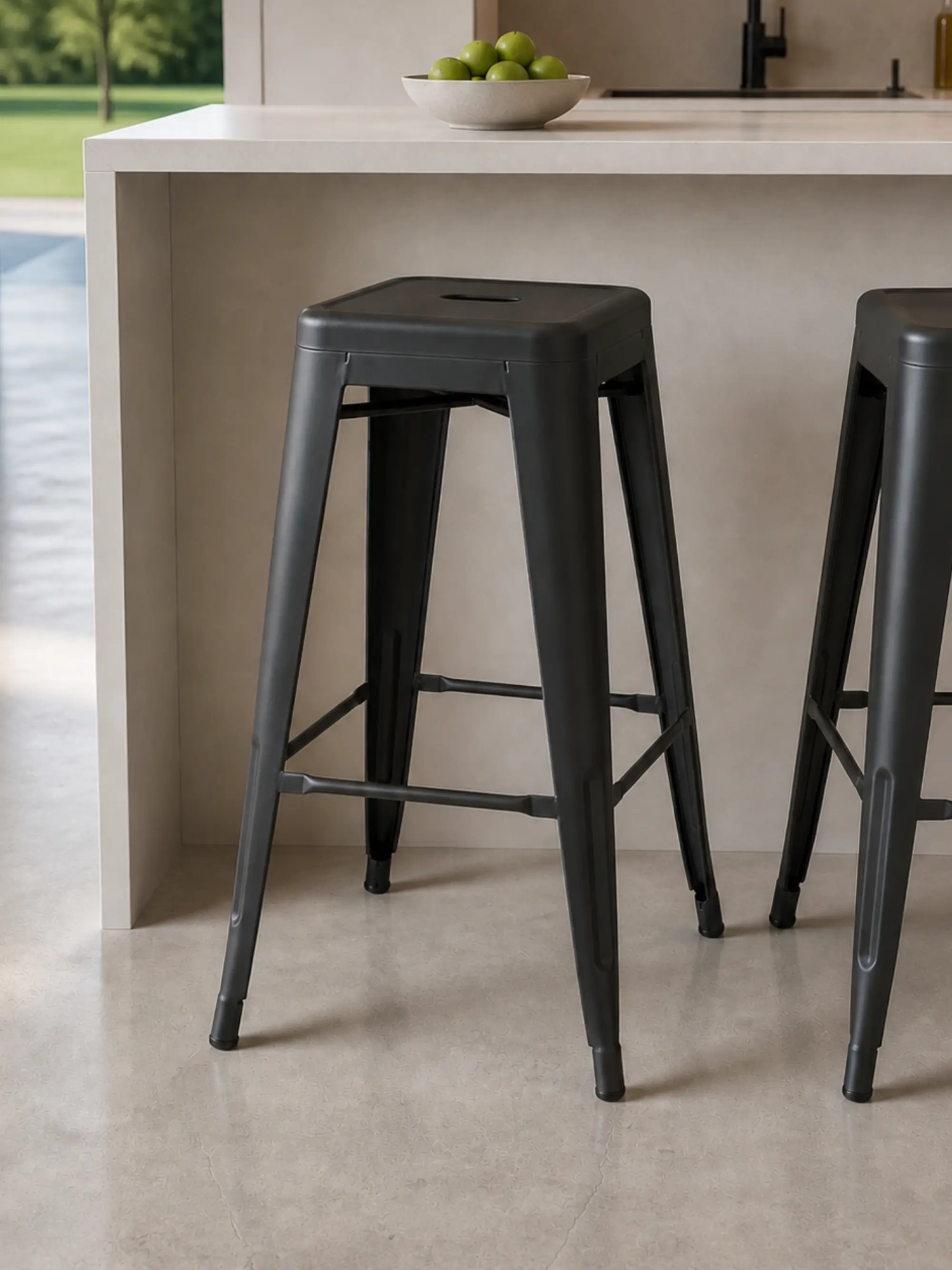 kruk industrieel staal 76 cm met voetsteun | Bistro