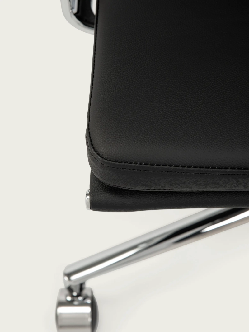 Silla de escritorio premium Task | Piel italiana y diseño ergonómico