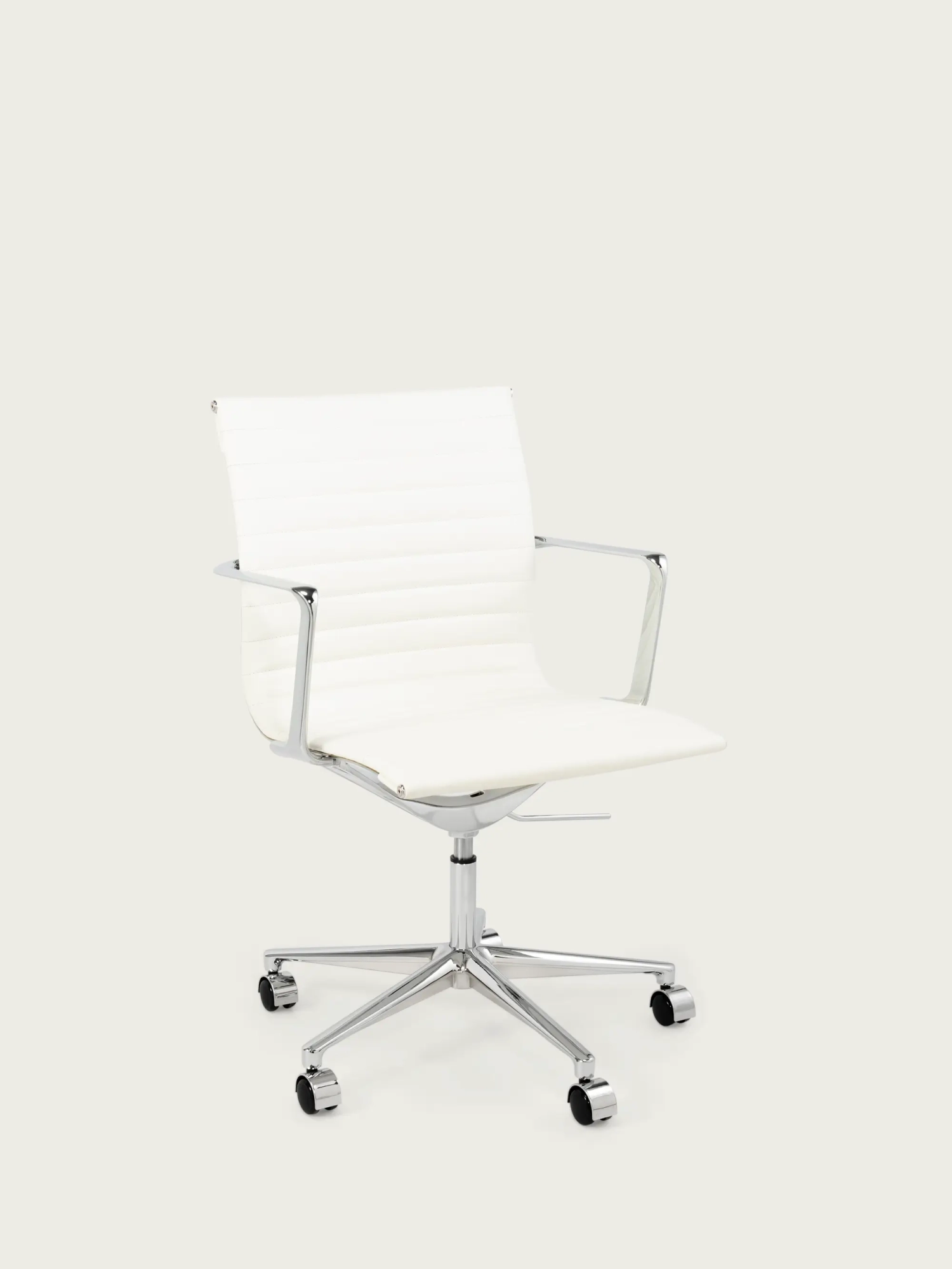 Ergonomischer Leder-Bürostuhl mit niedriger Rückenlehne - Task