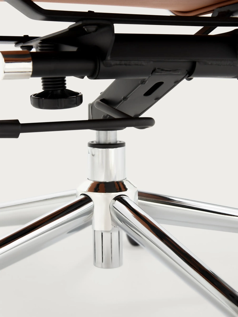 Studio adjustable office chair for study and home office