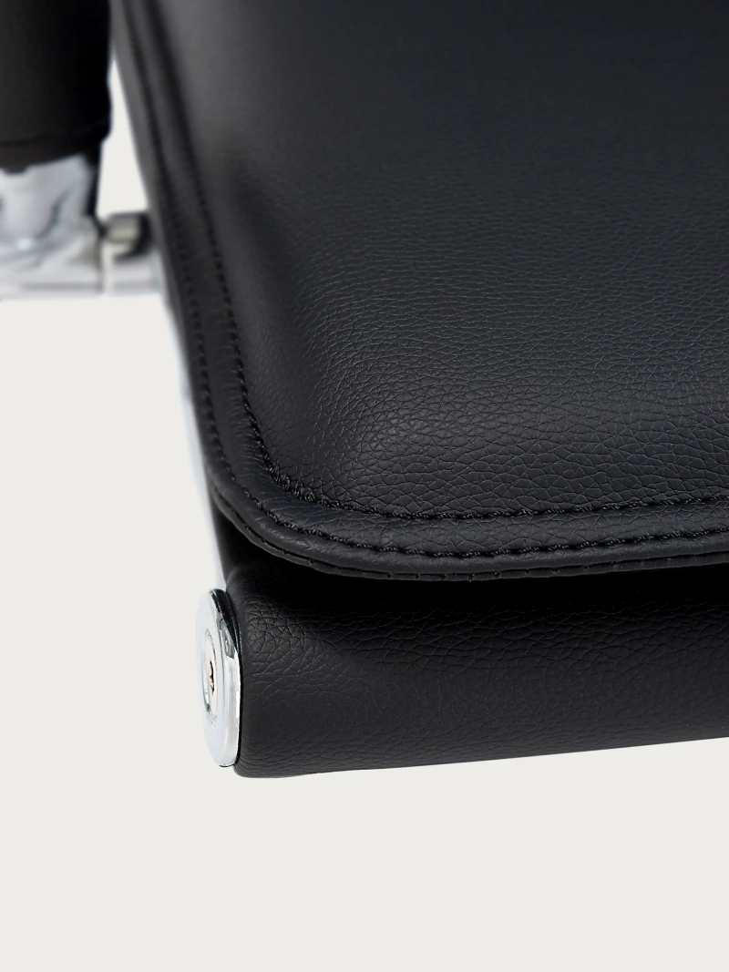 Regulowane krzesło biurowe typu studio do gabinetu i domowego biura