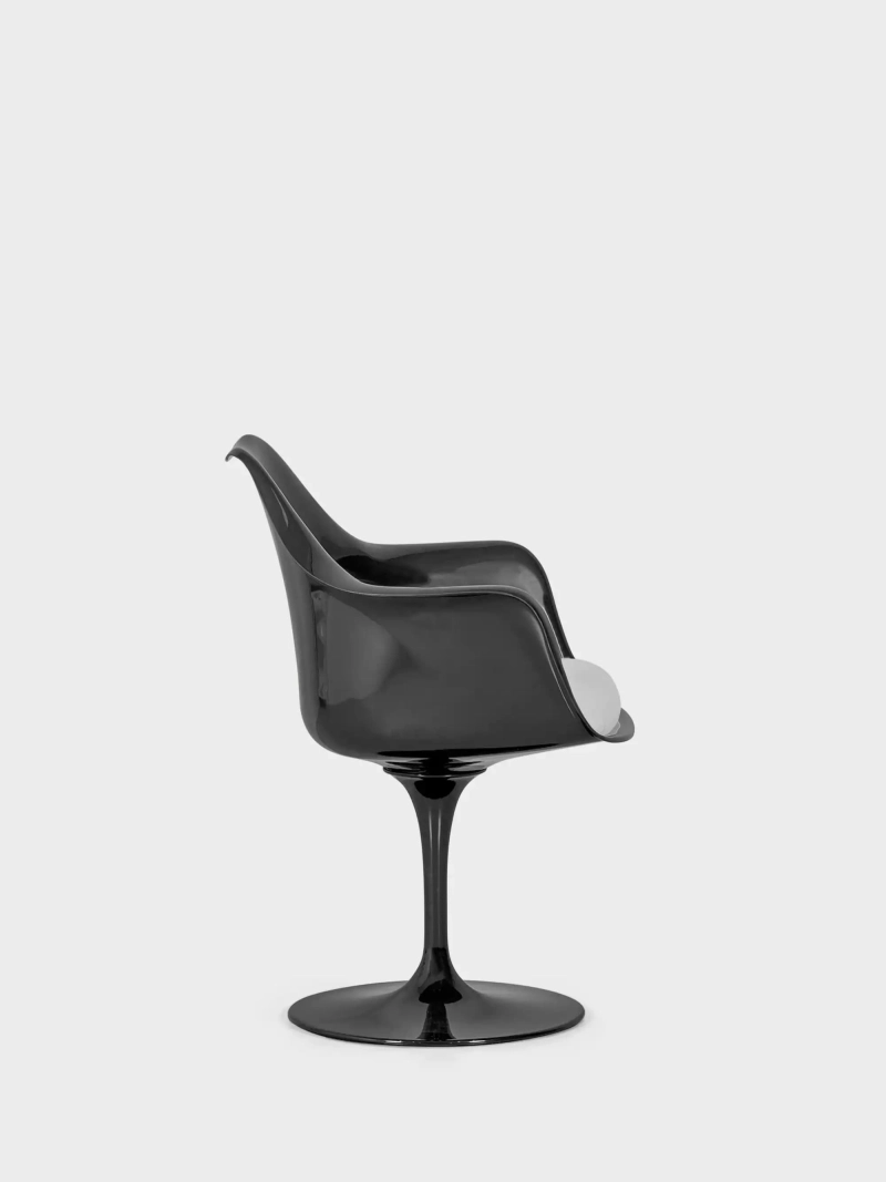 Poltrona girevole a 360° “ Tulip ” in ABS e alluminio | Lotus Arms